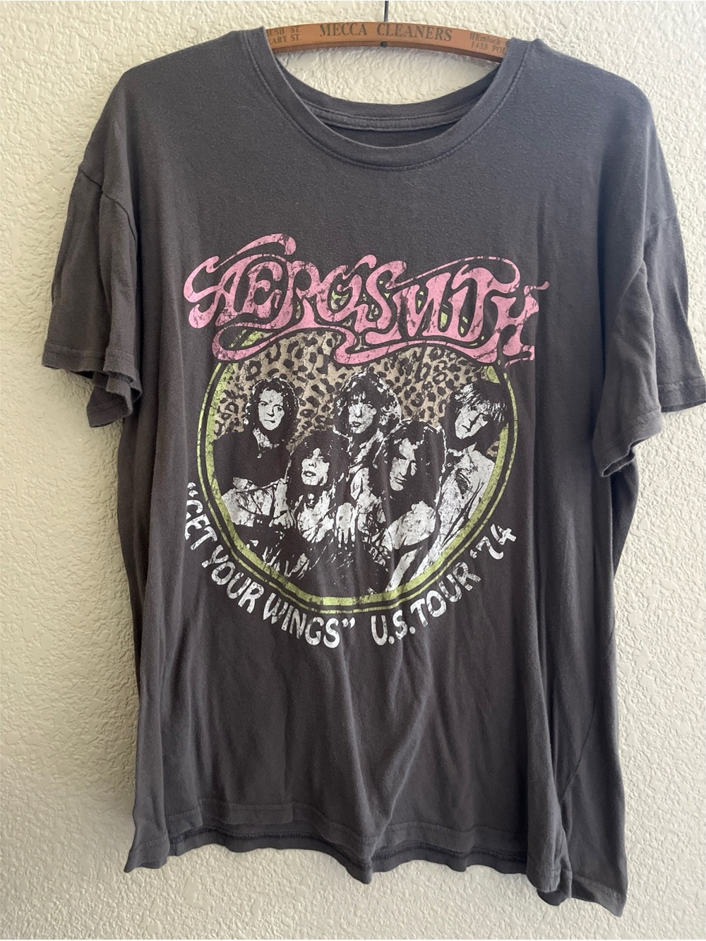 Aerosmith Get Your Wings Gray Band Tee Women’s Size XL